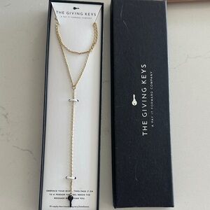 BNIB THE GIVING KEY LOVE Y-NECKLACE